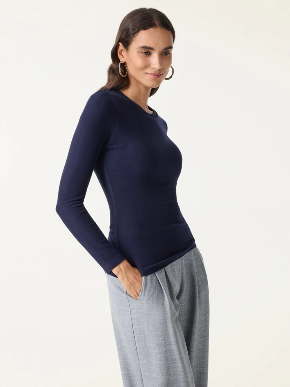 NWT OGL MaxWarm Crewneck Long Sleeve Bra Top in Smoky Navy - Picture 5 of 8